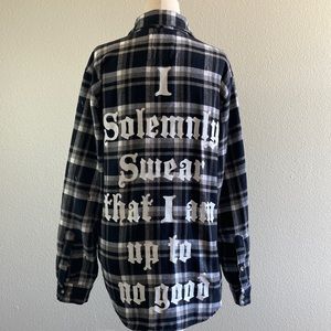 Cakeworthy Harry Potter “I Solemnly Swear” Flannel- Medium